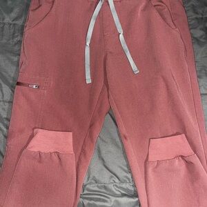 Figs Women’s Zamora Scrub Jogger Pants Technical Collection